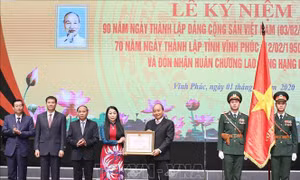 Thủ tướng: 'Thành tựu của Vĩnh Phúc là minh chứng sống động cho đường lối đổi mới đúng đắn của Đảng'