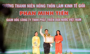 Chàng kỹ sư 'đi thật xa để trở về' với giấc mơ mật dừa nước