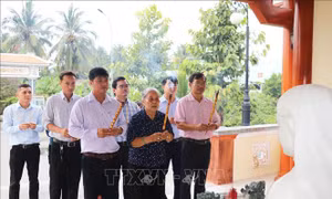 Địa chỉ đỏ bồi đắp y đức và lòng yêu nước