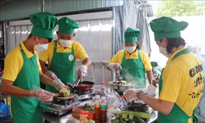 Tôn vinh những giá trị nhân văn sâu sắc của gia đình Việt Nam