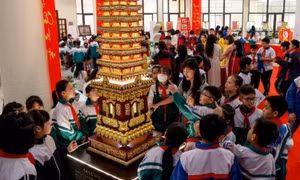 Phục dựng di sản thành đồ lưu niệm du lịch độc đáo