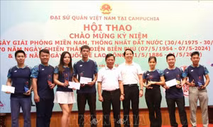 Sôi động hội thao chào mừng các ngày lễ lớn của Việt Nam tại Campuchia