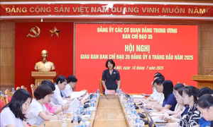 Nâng cao năng lực, nghiệp vụ công tác bảo vệ nền tảng tư tưởng của Đảng