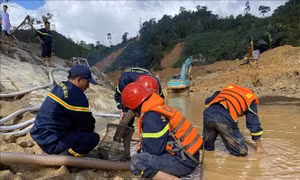 Gấp rút tìm kiếm các nạn nhân còn lại tại Thủy điện Rào Trăng 3
