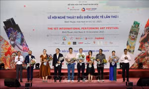 Bế mạc Lễ hội Nghệ thuật biểu diễn quốc tế lần thứ nhất năm 2023