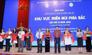 Khai mạc Liên hoan Ảnh nghệ thuật khu vực miền núi phía Bắc
