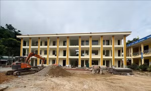 Tập trung nguồn lực xây dựng cơ sở vật chất ngành giáo dục huyện biên giới Mường Tè