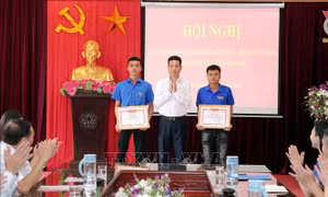 Khen thưởng những tấm gương dũng cảm cứu người