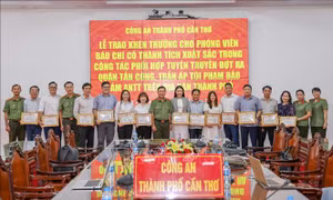Tăng cường phối hợp thông tin giữa Công an Cần Thơ với các cơ quan báo chí