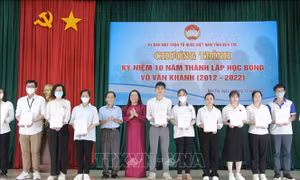 Học bổng Võ Văn Khánh tiếp sức đến trường cho gần 1.200 lượt học sinh, sinh viên
