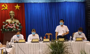 Một số địa phương tạm dừng các hoạt động tập trung đông người, dịch vụ không thiết yếu