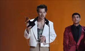 Grammy 2023: Harry Styles ghi dấu ấn với 'Album của năm' 