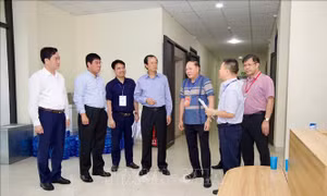 Bộ Giáo dục và Đào tạo kiểm tra công tác chấm thi tốt nghiệp THPT tại Bắc Ninh