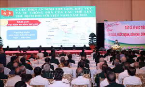 Gặp mặt cán bộ cao cấp Quân đội nghỉ hưu, nghỉ công tác trên địa bàn Quân khu 7