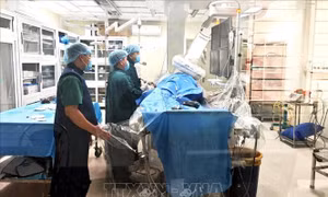 Cứu sống bệnh nhân người Canada bị nhồi máu cơ tim cấp