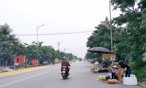 Vĩnh Phúc: Giải tỏa vi phạm hành lang an toàn giao thông tuyến Quốc lộ 2 