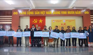 Nhiều hoạt động thiết thực hướng về người nghèo, gia đình chính sách