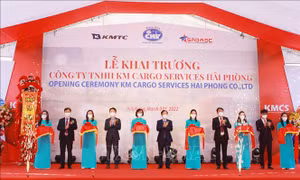 Khai trương trung tâm logistics kiểu mẫu