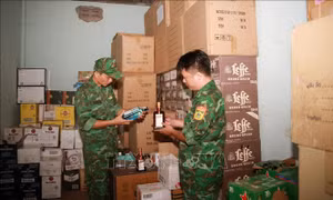 Cao điểm chống buôn lậu: Giám sát chặt chẽ trên toàn tuyến biên giới