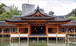 Itsukushima - Tuyệt tác kiến trúc giữa biển trời Nhật Bản