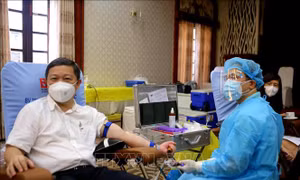 Hàng nghìn đơn vị máu góp sức cùng miền Nam chống dịch