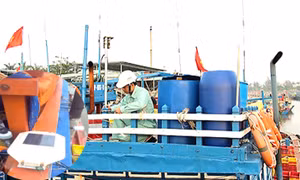 Trà Vinh: Hơn 210 tàu cá được lắp đặt thiết bị giám sát hành trình