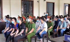 Xét xử 21 bị cáo trong vụ hỗn chiến tại Cần Thơ