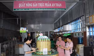 Điểm tựa gắn kết nông dân phát triển kinh tế nông nghiệp