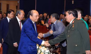 Thủ tướng Nguyễn Xuân Phúc dự Lễ kỷ niệm 65 năm Trường học sinh miền Nam trên đất Bắc 