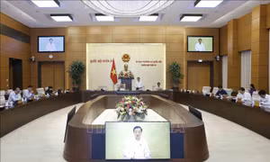 Thường vụ Quốc hội cho ý kiến về dự án Luật Sĩ quan QĐND Việt Nam và Luật Thuế thu nhập doanh nghiệp (sửa đổi) 