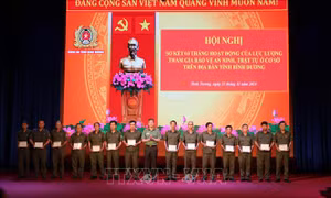 Đảm bảo các điều kiện để lực lượng bảo vệ an ninh, trật tự tại cơ sở hoạt động hiệu quả 