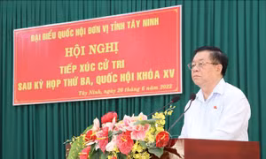 Trưởng Ban Tuyên giáo Trung ương Nguyễn Trọng Nghĩa tiếp xúc cử tri tại Tây Ninh 