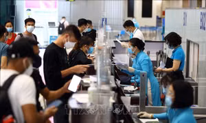 Hà Nội lý giải về việc cách ly tập trung 7 ngày đối với hành khách đi máy bay đến từ TP Hồ Chí Minh