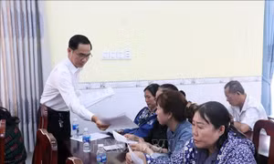 Vừa siết chặt giám sát, vừa hỗ trợ ngư dân để gỡ 'thẻ vàng' IUU