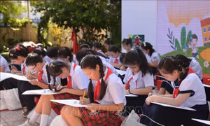 Phát động cuộc thi 'Em vẽ sắc màu tình nguyện'