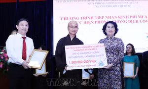 Nét đẹp đạo - đời trong mùa dịch ở 'thành phố nghĩa tình'