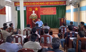 Tuyên truyền, đối thoại với chủ tàu cá, ngư dân về Luật Thủy sản và IUU