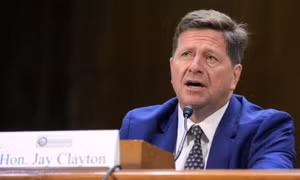 Ông Jay Clayton tuyên thệ nhậm chức Giám đốc Tình báo Quốc gia Mỹ