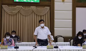 Thứ trưởng Bộ Y tế yêu cầu Tổ công tác thành lập ngay 3 nhóm hỗ trợ tại tỉnh Đồng Tháp