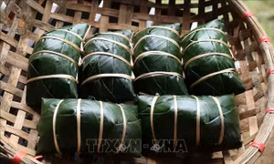 Nét đẹp tín ngưỡng từ bánh chưng đen của đồng bào các dân tộc ở Lào Cai 