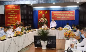 Phó Thủ tướng Trương Hòa Bình kiểm tra công tác phòng, chống dịch COVID-19 tại Tây Ninh 