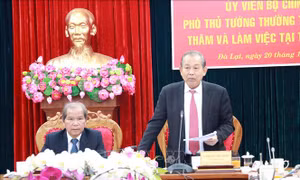 Phó Thủ tướng Trương Hòa Bình thăm và làm việc tại tỉnh Lâm Đồng