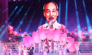 Mãi mãi mùa xuân có Đảng