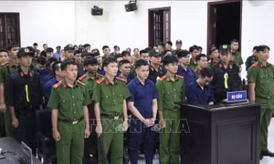 Tuyên án tử hình đối tượng cầm đầu nhóm mua bán, vận chuyển, sử dụng trái phép ma túy