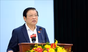 Trưởng Ban Nội chính Trung ương Phan Đình Trạc tiếp xúc cử tri ở Lâm Đồng
