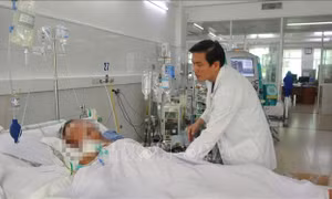 Cứu sống ngoạn mục bệnh nhân ngừng tim do điện giật