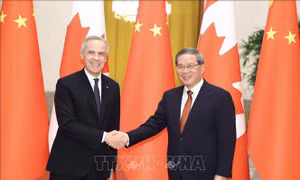 Canada giảm thuế xe điện Trung Quốc trong bước xoay trục thương mại