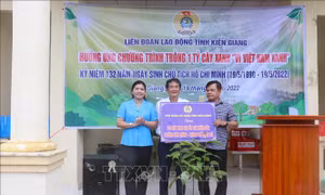 Kiên Giang phát huy truyền thống trồng cây do Bác Hồ khởi xướng