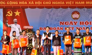 Trưởng ban Kinh tế Trung ương dự Ngày hội Đại đoàn kết toàn dân tộc tại Đắk Nông