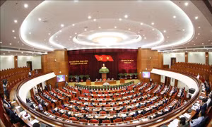Ngày làm việc thứ nhất, Hội nghị Trung ương ba, khóa XIII